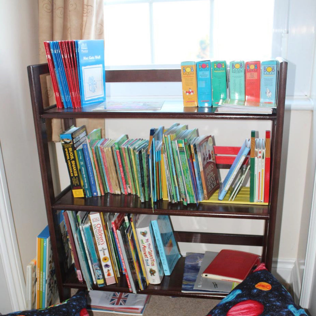 Montessori Homeschooling in the UK - A tour of a classroom