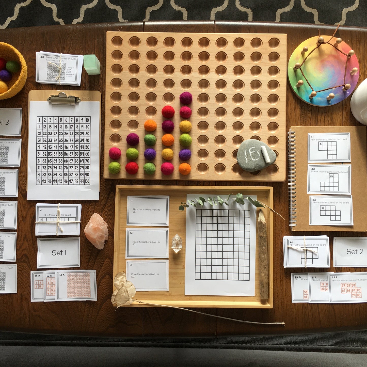 Montessori math: hundreds board task cards Bundle - montessorikiwi