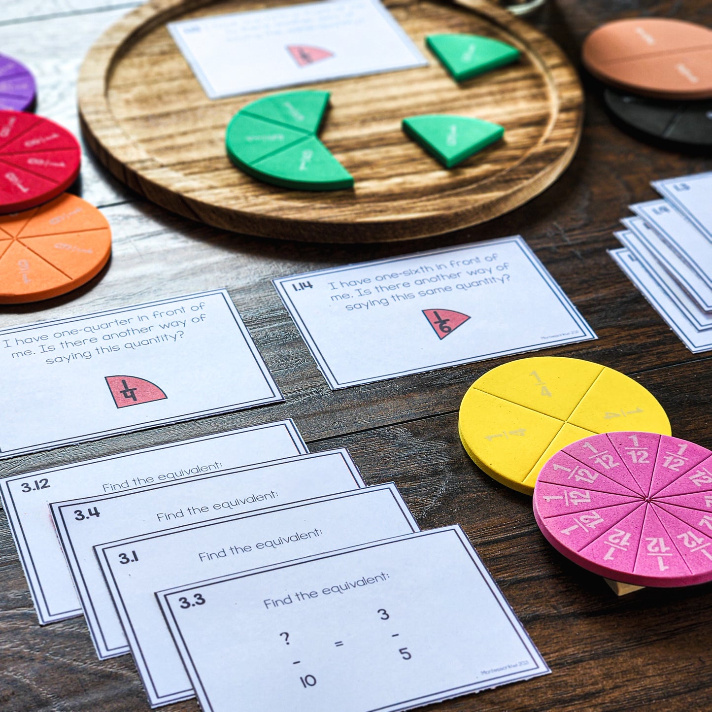 Equivalent Fraction Task Cards (Montessori) - montessorikiwi