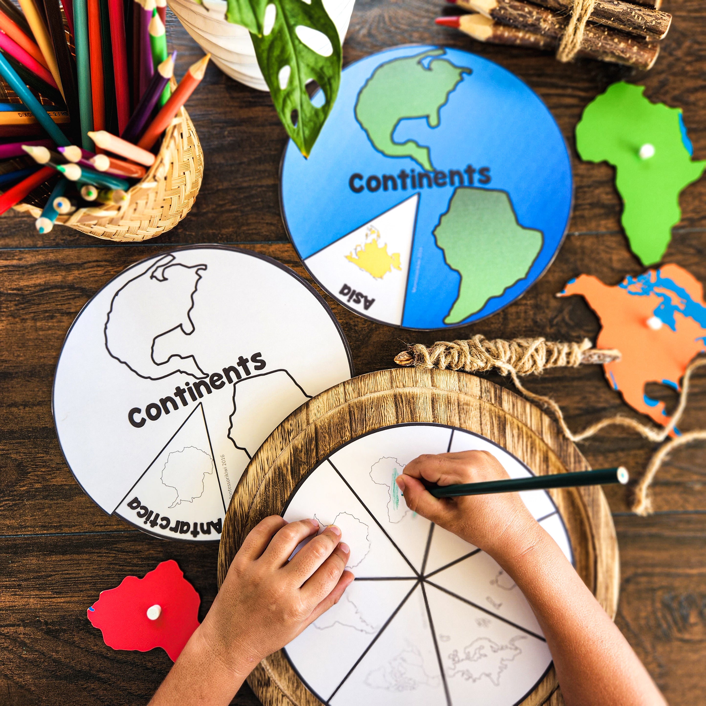 Continent Wheel - FREE β montessorikiwi