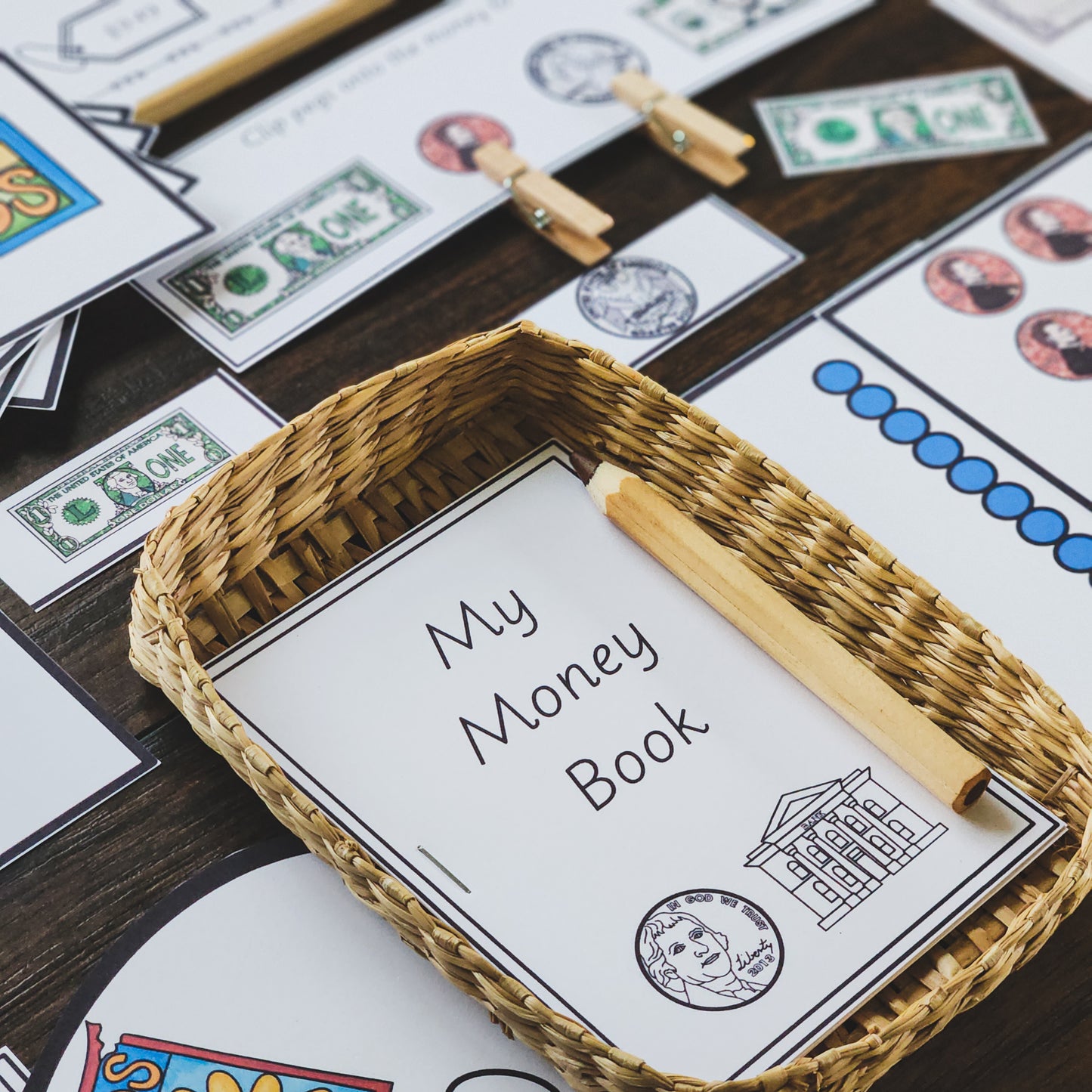 US Money Bundle - montessorikiwi