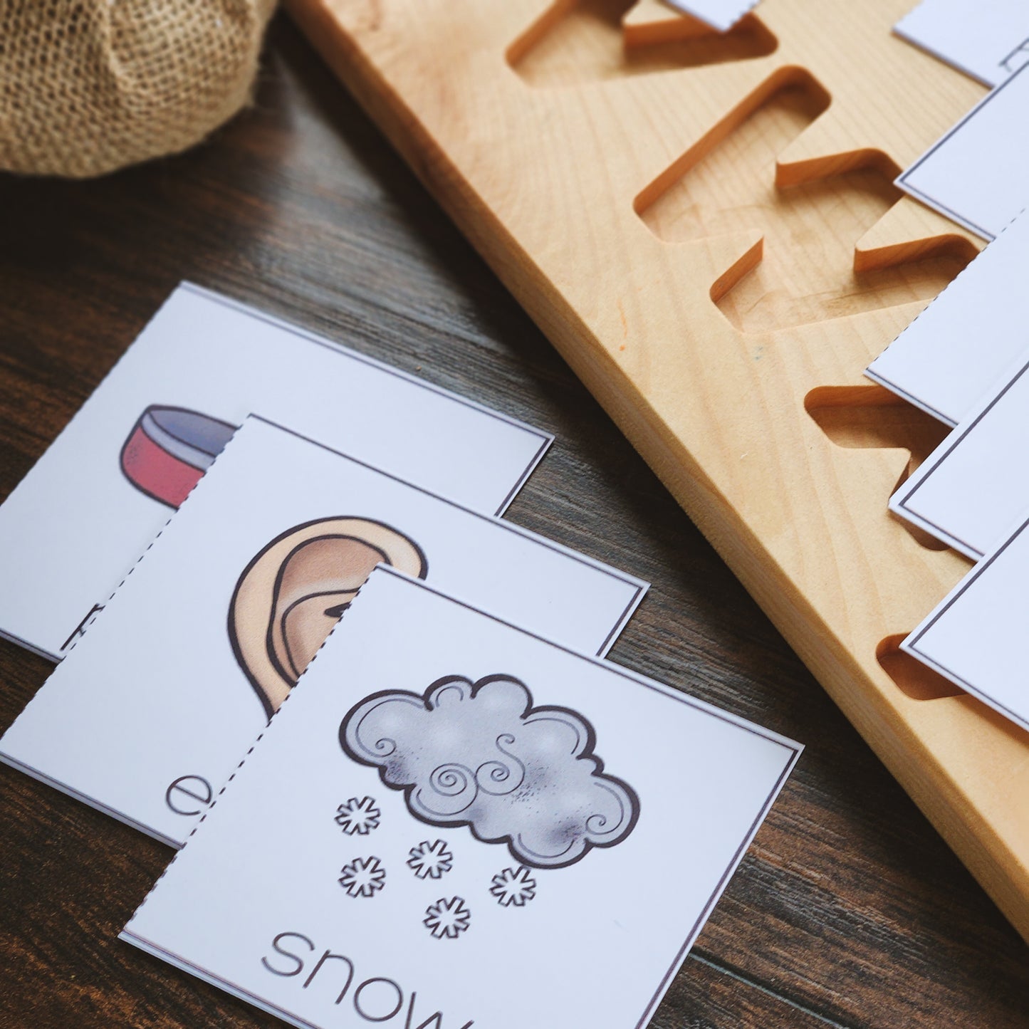 Compound Word Dominoes - montessorikiwi