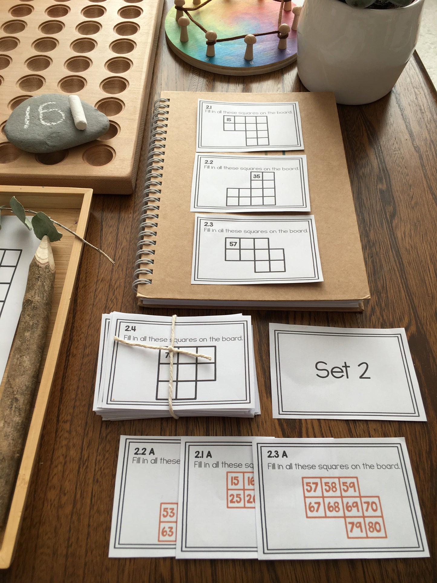 Montessori math: hundreds board task cards Bundle - montessorikiwi